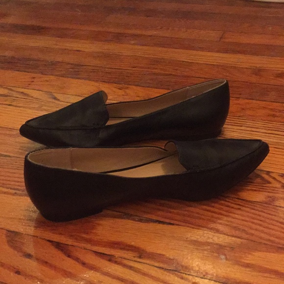 Comfy little black flats - Picture 3 of 3